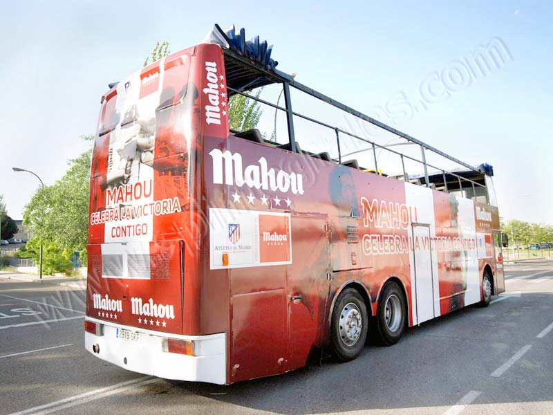 autocar publicitario para Atlético de Madrid