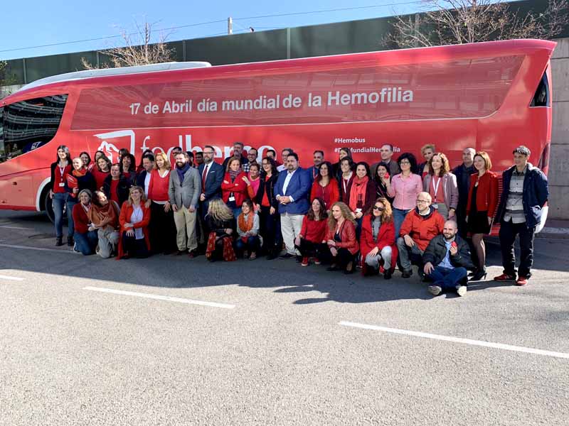 Personalización de autobús itinerante contra la hemofilia