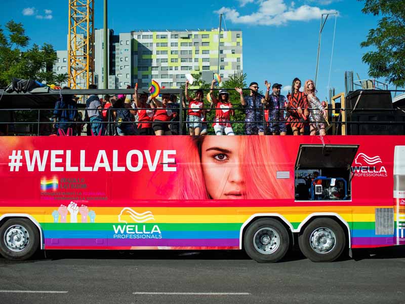 wella carroza orgullo gay 2018