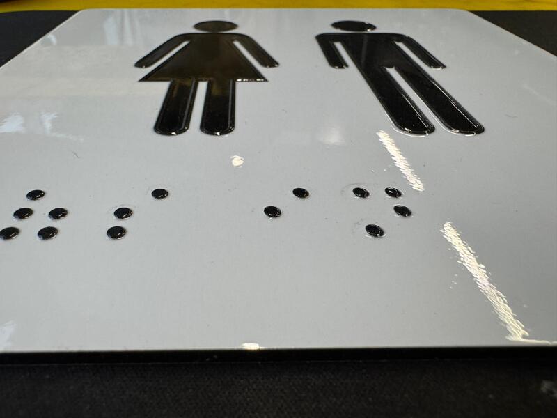 senaletica-braille-homologada-cbe
