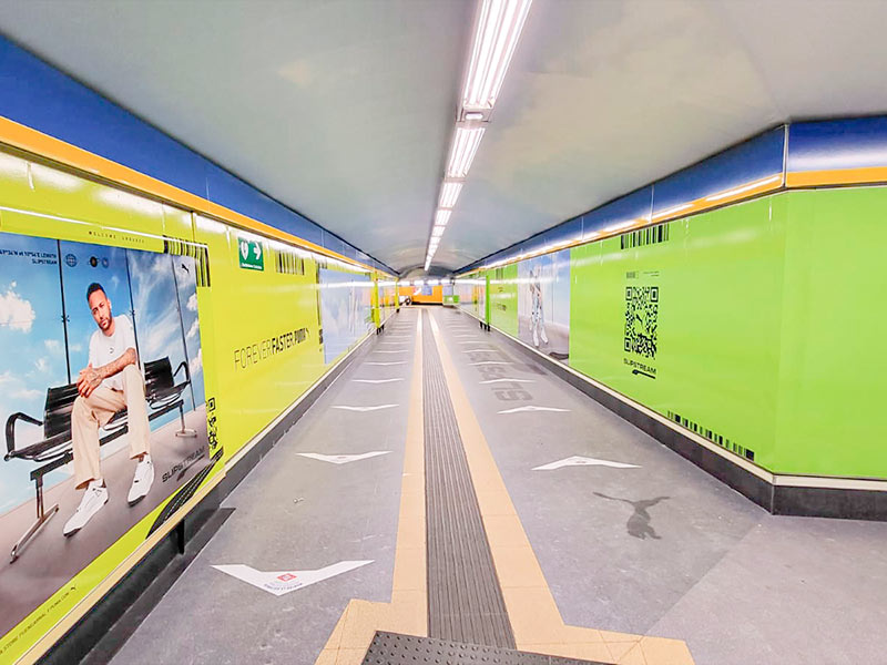 rotulación integral de estaciones de Metro para campañas publicitarias
