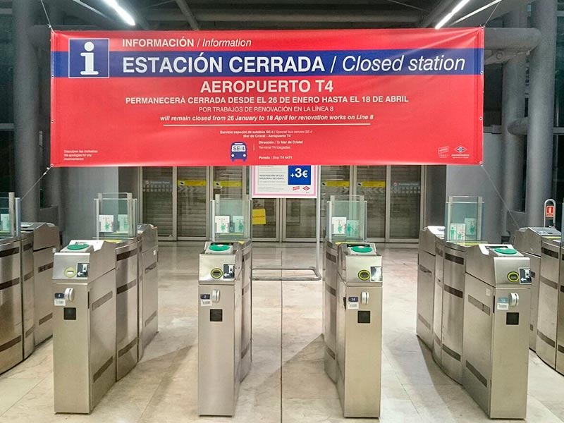 lona informativa cortes servicio metro madrid