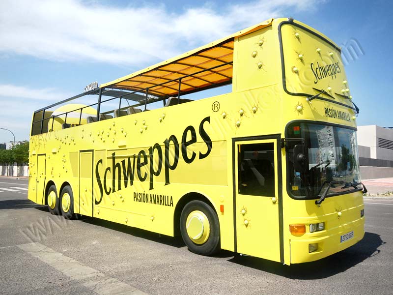 autobús descapotable para eventos de publicidad