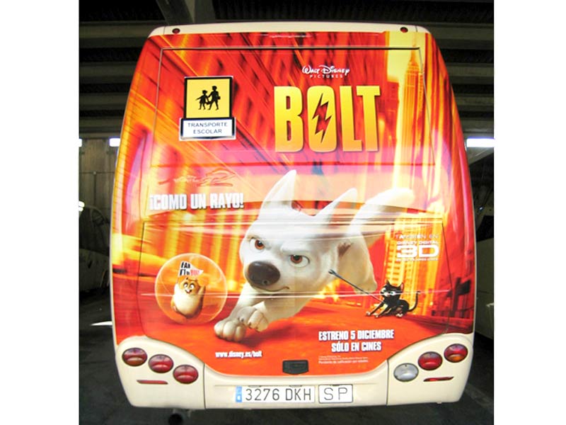Rotulación de autobuses para campañas infantiles