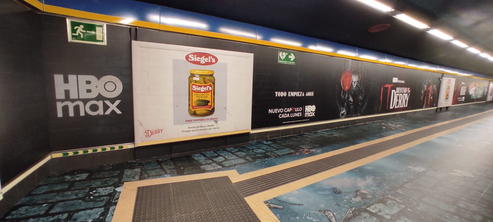 HBO Max · Bienvenidos a Derry · Callao · Detalle del conjunto de pared y suelo