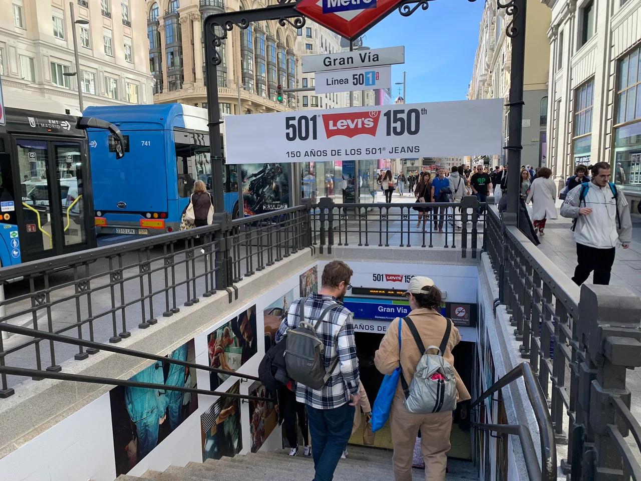 Gráfica de gran formato de Levi’s 501 en la estación de Gran Vía de Metro de Madrid